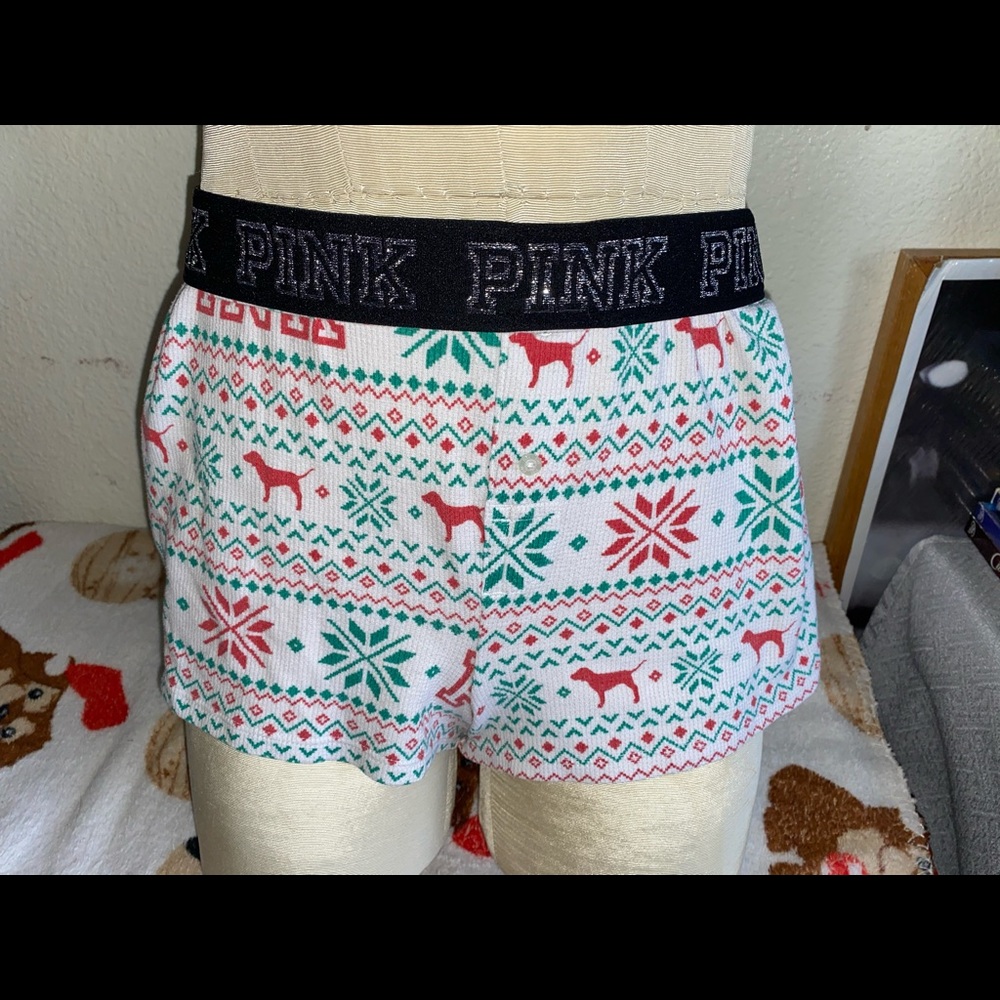 Victoria’s Secret size Large Shorts